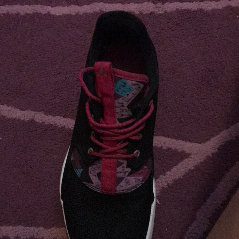 Jordan eclipse - Picture 3 of 5